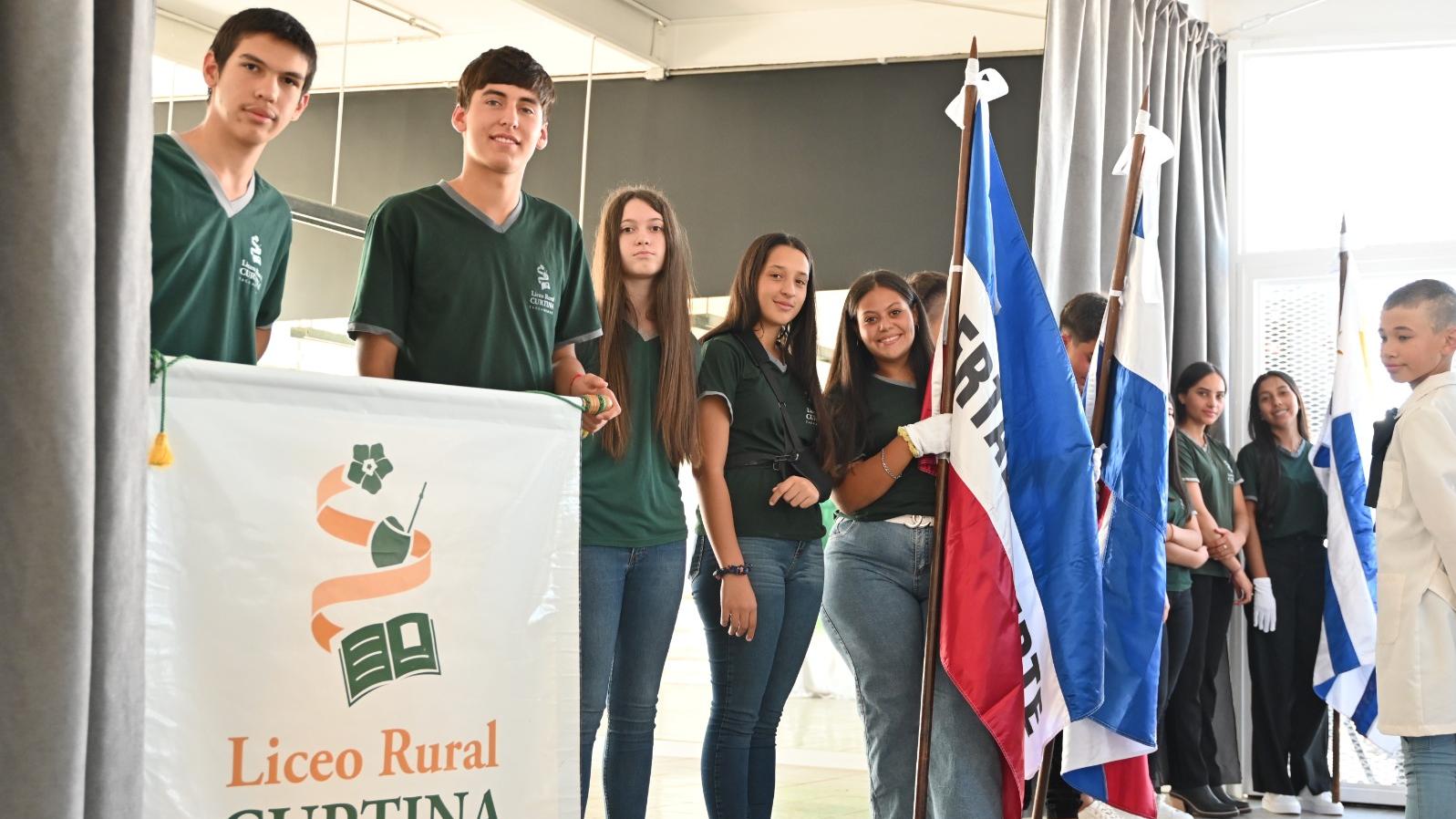 estudiants liceo rural
