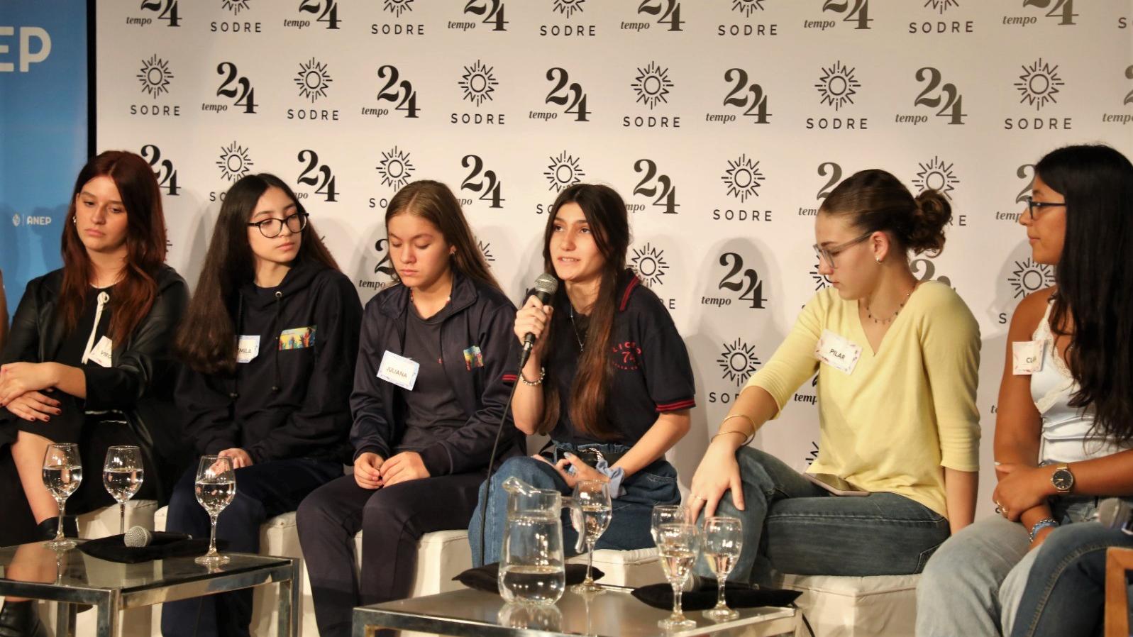 estudiantes 8m conversatorios