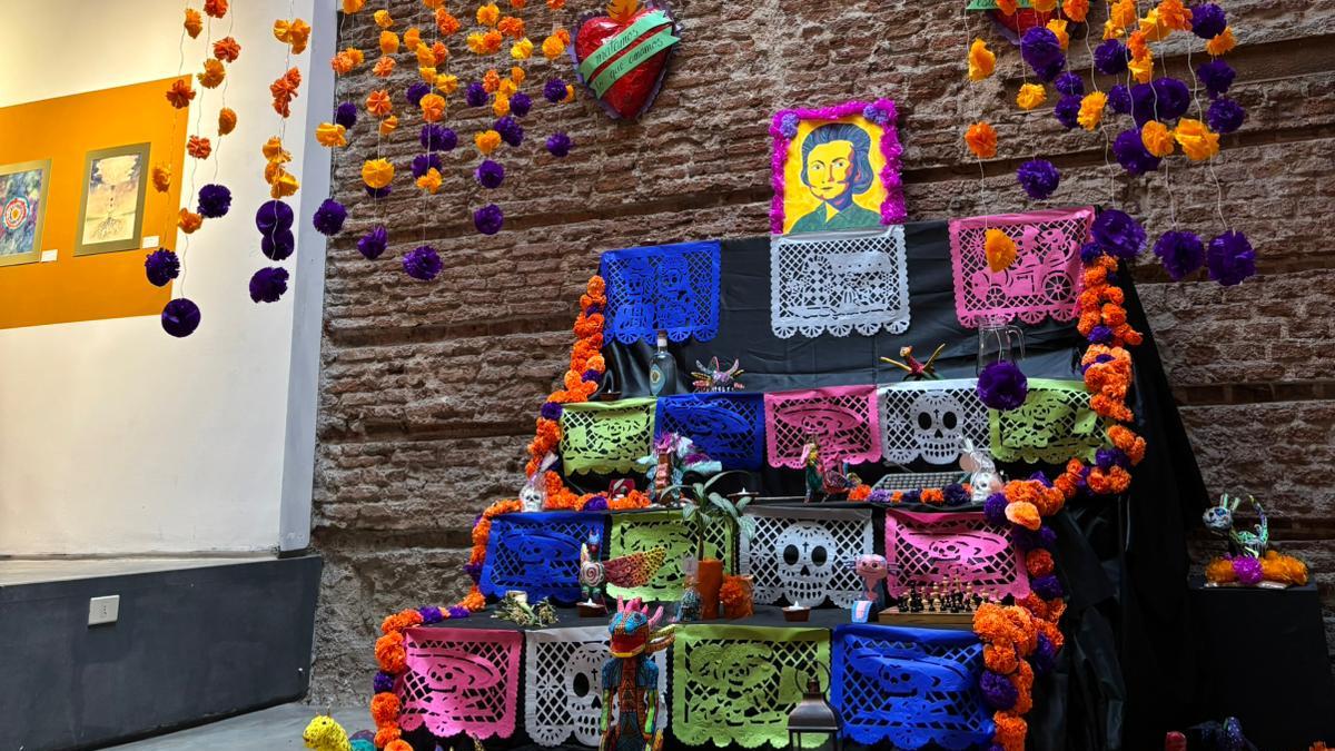 Altar realizado en la Embajada de México.