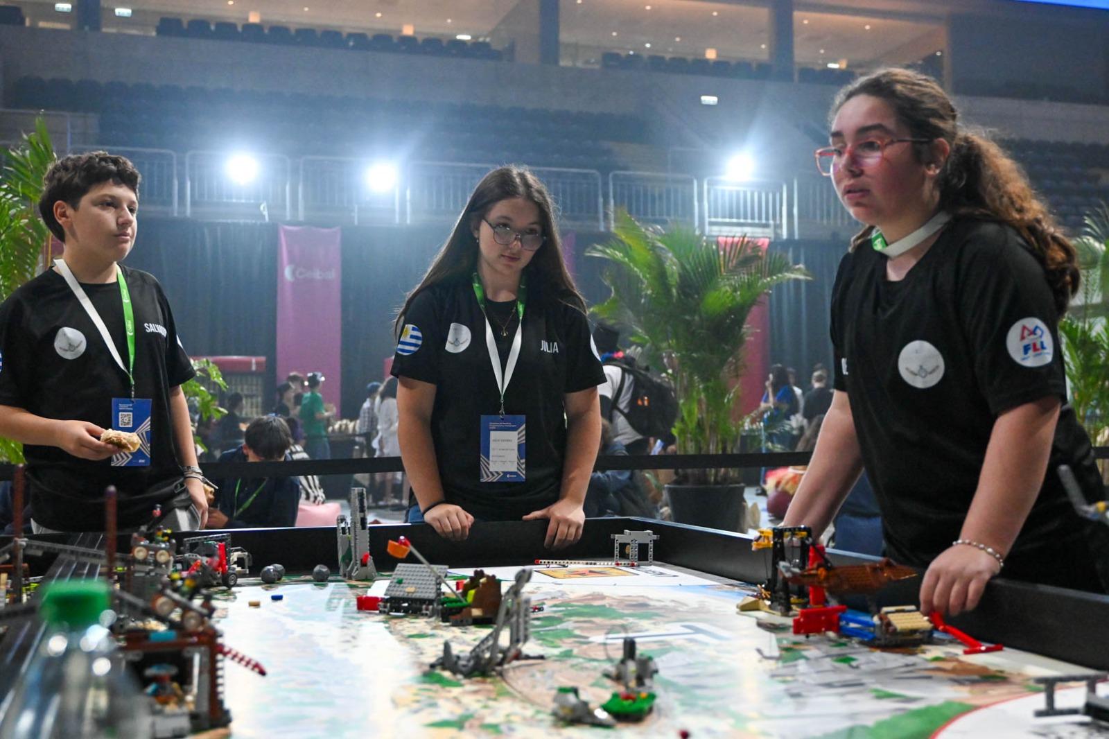 Estudiantes siendo evaluados.