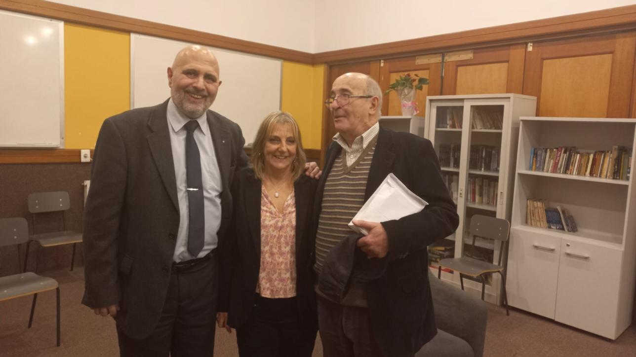subdirector oscar yañez con mario aparian y directora del liceo 27
